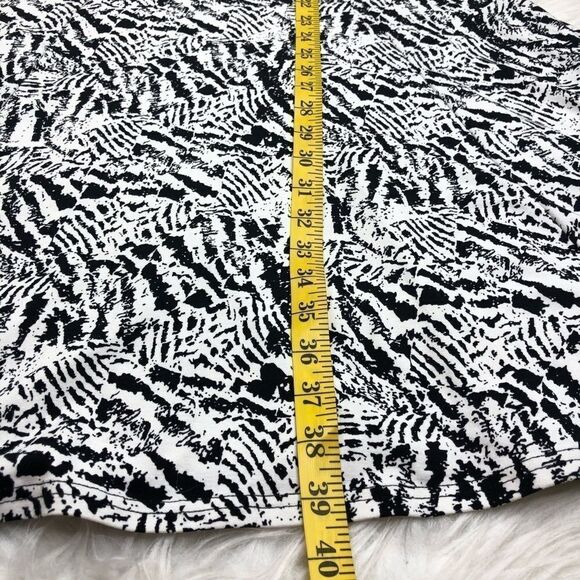 Talbots White Black Sleeveless Surplice V-Neck Pleated Fit & Flare Dress Size SP - Picture 7 of 9